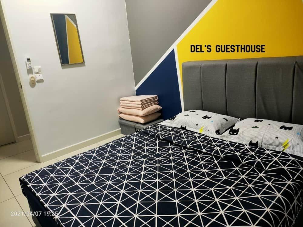 Del'S Guesthouse @ Southville Same Level With Pool Fits 8 Bangi Ngoại thất bức ảnh