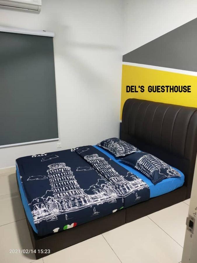 Del'S Guesthouse @ Southville Same Level With Pool Fits 8 Bangi Ngoại thất bức ảnh